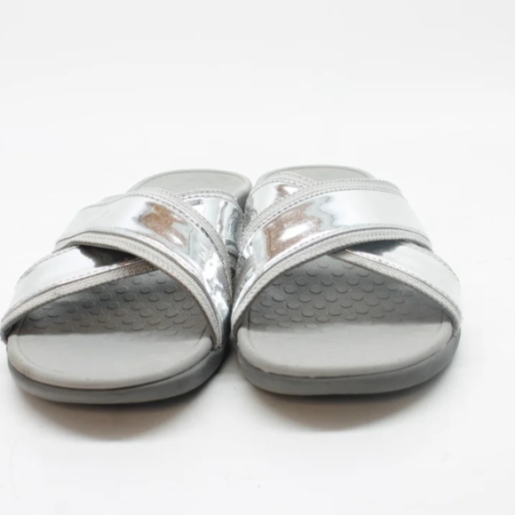Vionic Silver Slide Sandals Size 7 - Picture 3 of 9